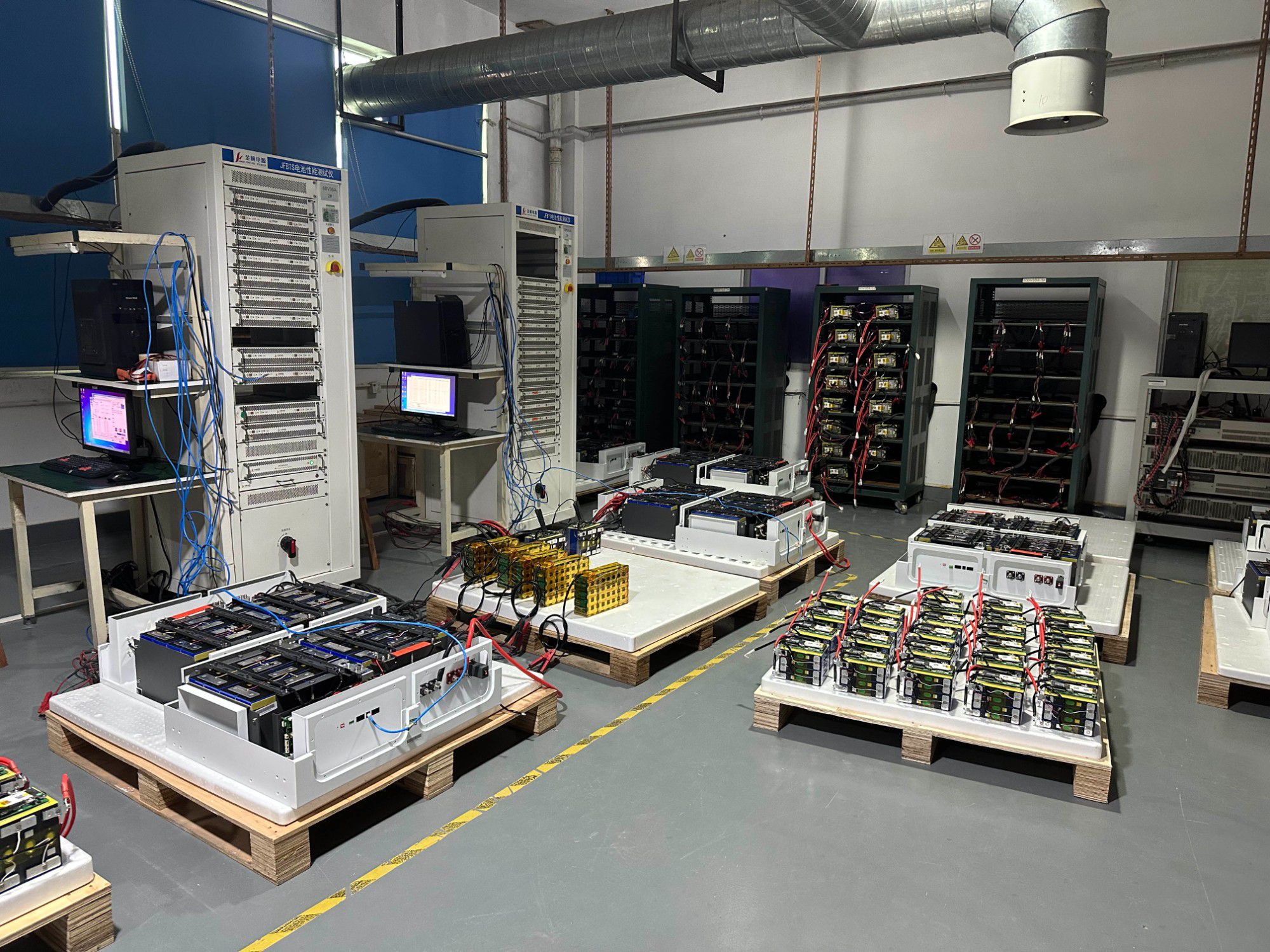 坚盾之能：磷酸铁锂电池的技术特质与应用前景