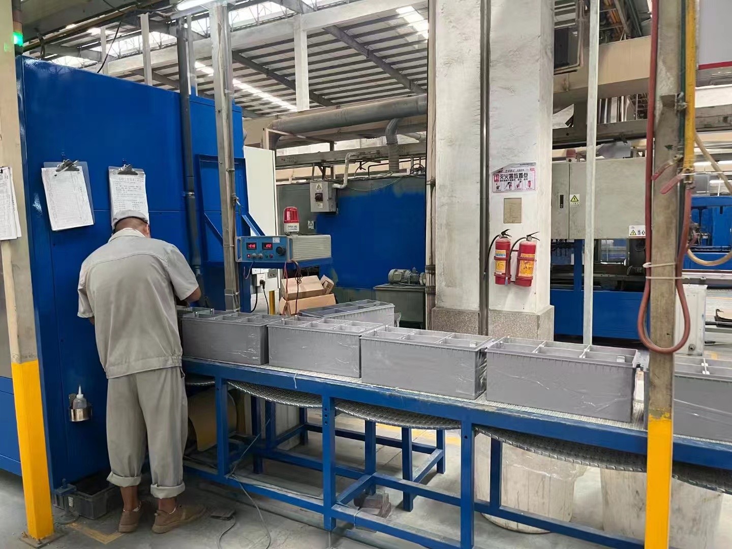 铅酸电池：历史与现代的能量纽带